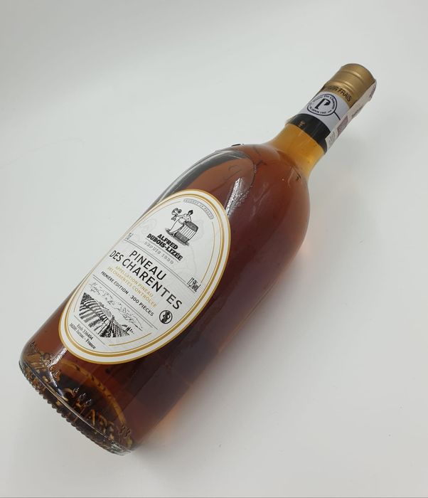 pineau bottle